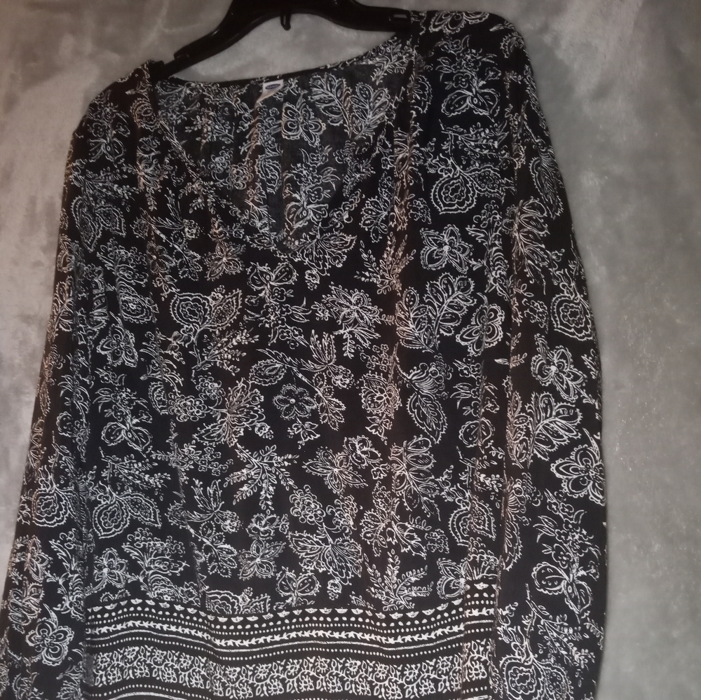 XL Old Navy Blouse